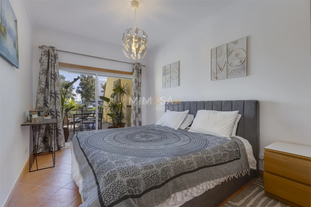 Apartamento T1 para Venda em Lagos (São Sebastião e Santa Maria) Foto 4