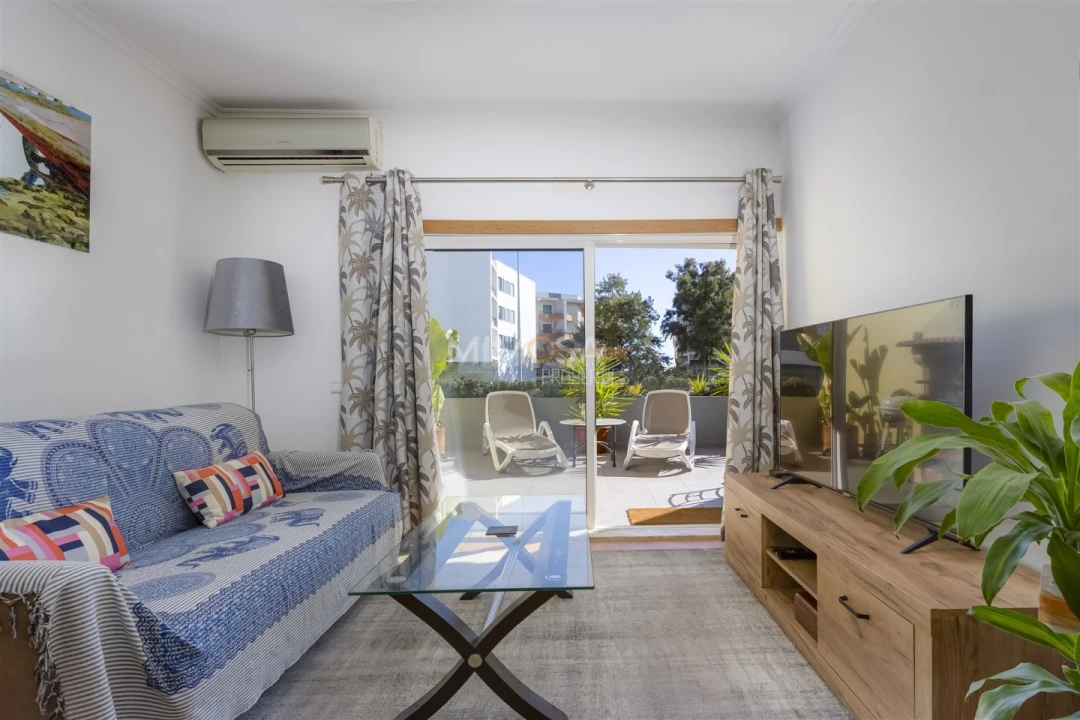 Apartamento T1 para Venda em Lagos (São Sebastião e Santa Maria) Foto 7
