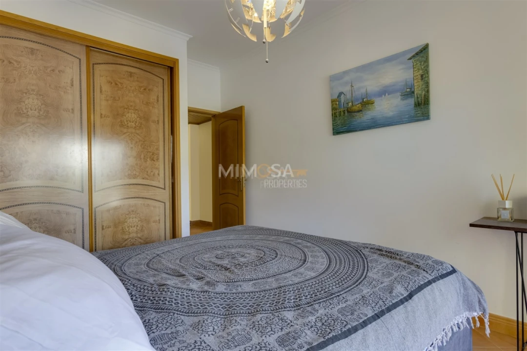 Apartamento T1 para Venda em Lagos (São Sebastião e Santa Maria) Foto 16