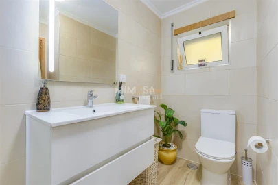 Apartamento T1 para Venda em Lagos (São Sebastião e Santa Maria)