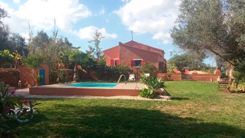 Moradia T5 para Venda em Lagos (São Sebastião e Santa Maria)