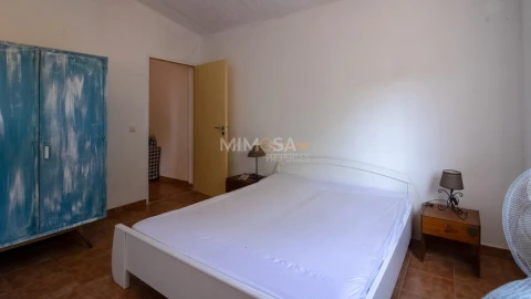 Moradia T5 para Venda em Lagos (São Sebastião e Santa Maria)