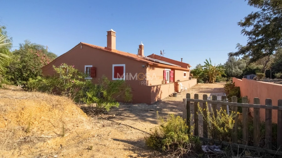 Moradia T5 para Venda em Lagos (São Sebastião e Santa Maria) Foto 16