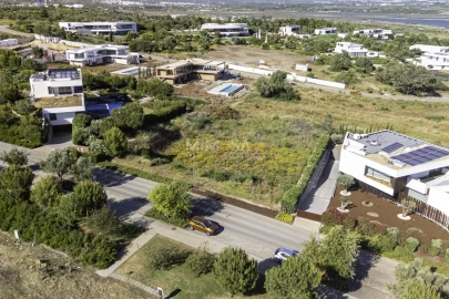 Terreno para Venda em Odiaxere