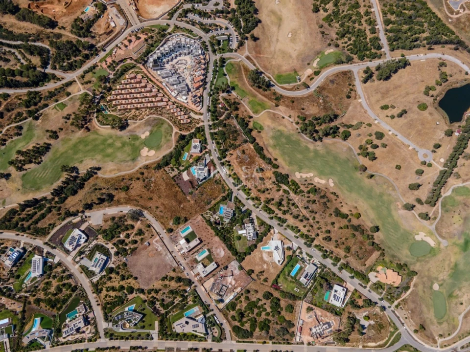 Terreno para Venda em Odiaxere Foto 4