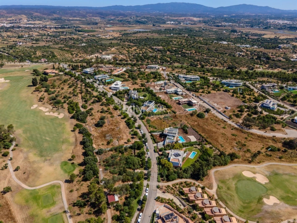 Terreno para Venda em Odiaxere Foto 11