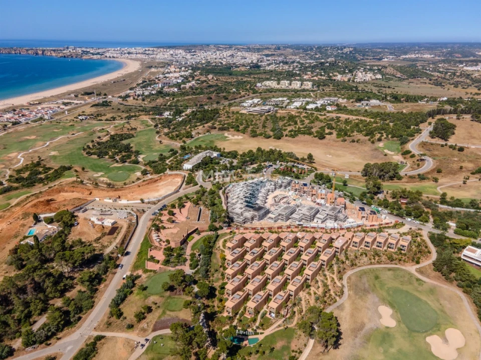 Terreno para Venda em Odiaxere Foto 13