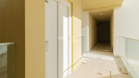 Apartamento T1 para Venda em Alvor