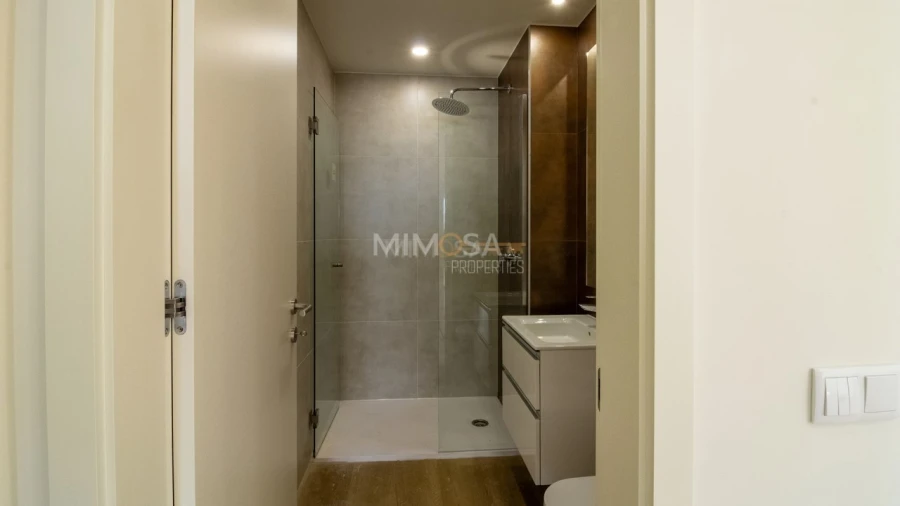 Apartamento T2 para Venda em Alvor Foto 15