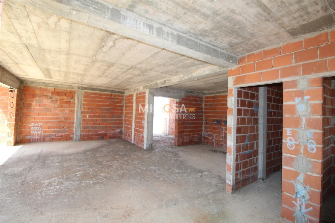 Moradia T4 para Venda em Lagos (São Sebastião e Santa Maria) Foto 12