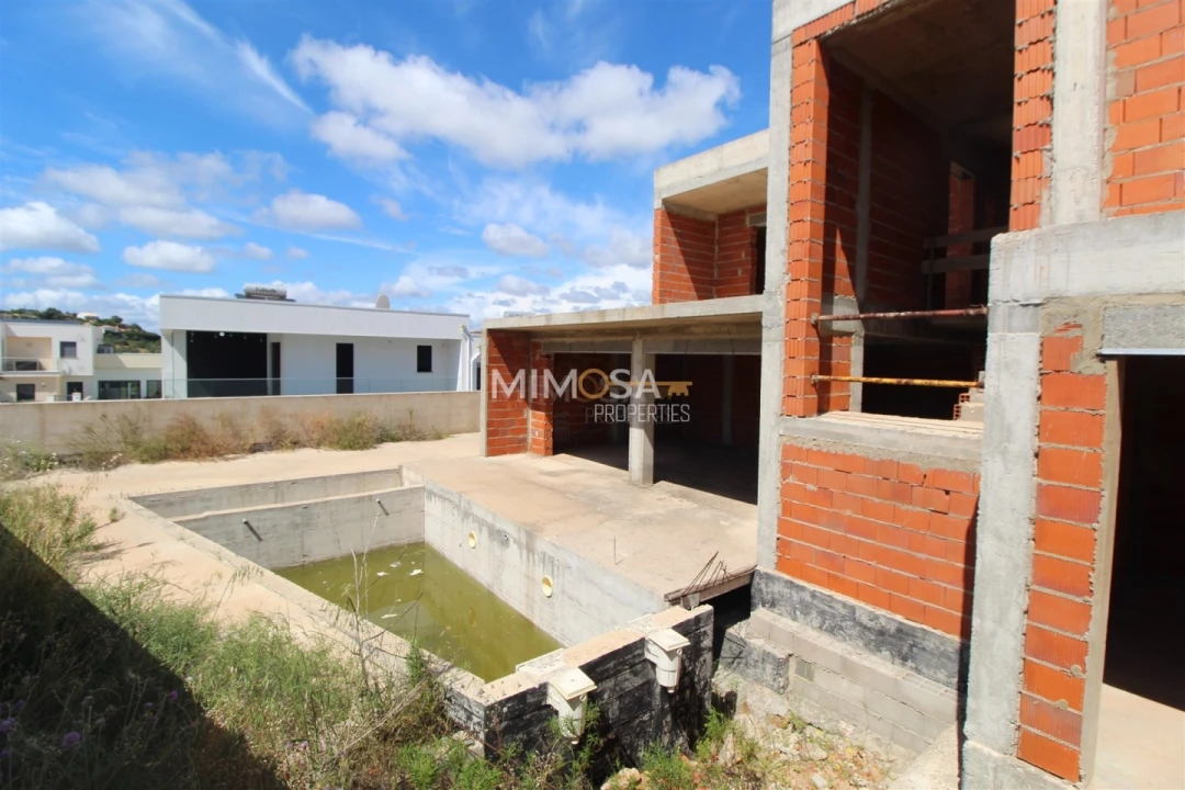 Moradia T4 para Venda em Lagos (São Sebastião e Santa Maria) Foto 15