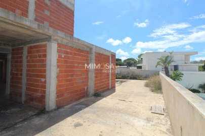Moradia T4 para Venda em Lagos (São Sebastião e Santa Maria)