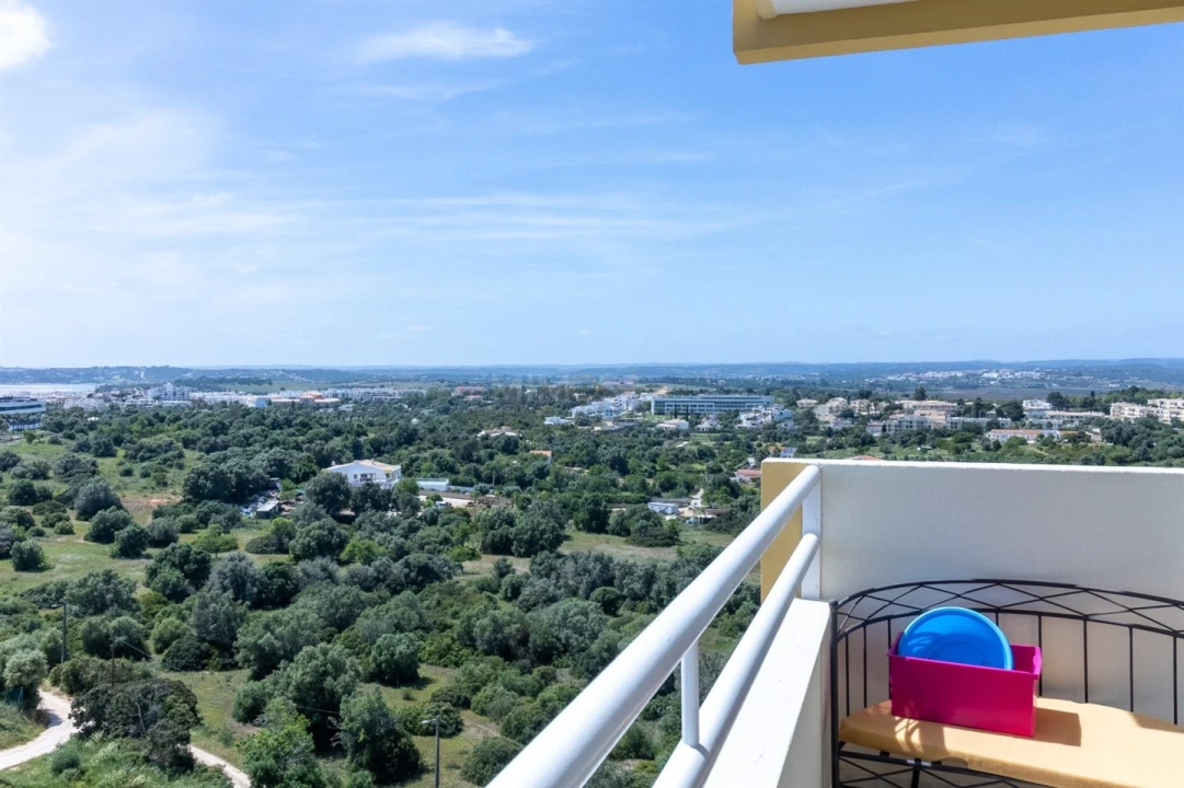Apartamento T2 para Venda em Alvor Foto 1