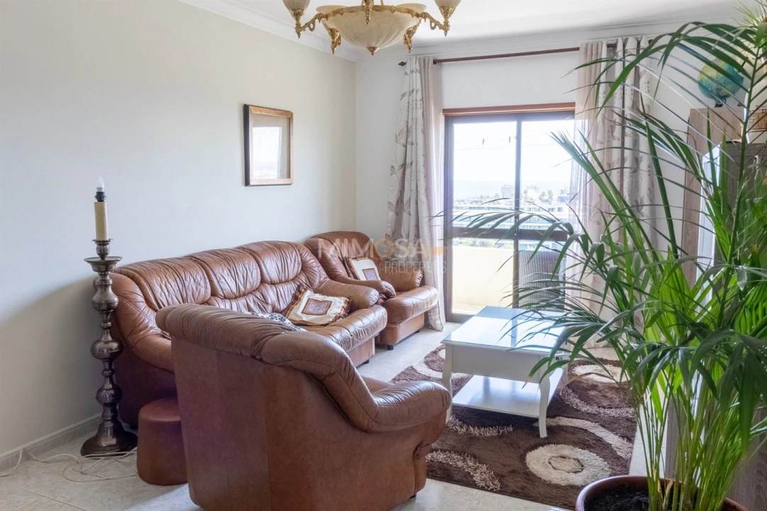 Apartamento T2 para Venda em Alvor Foto 5