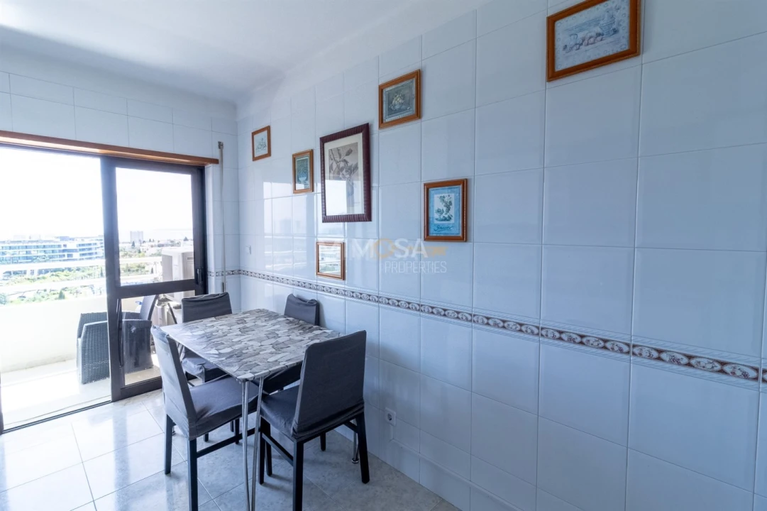 Apartamento T2 para Venda em Alvor Foto 14