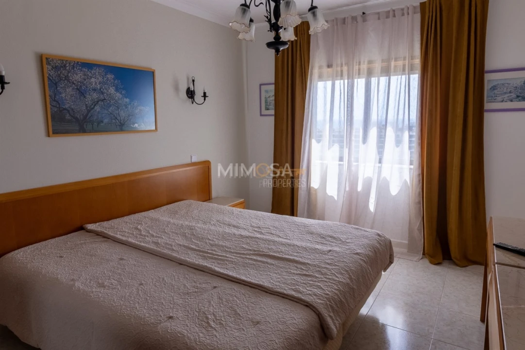Apartamento T2 para Venda em Alvor Foto 17