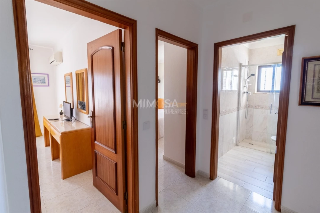 Apartamento T2 para Venda em Alvor Foto 19