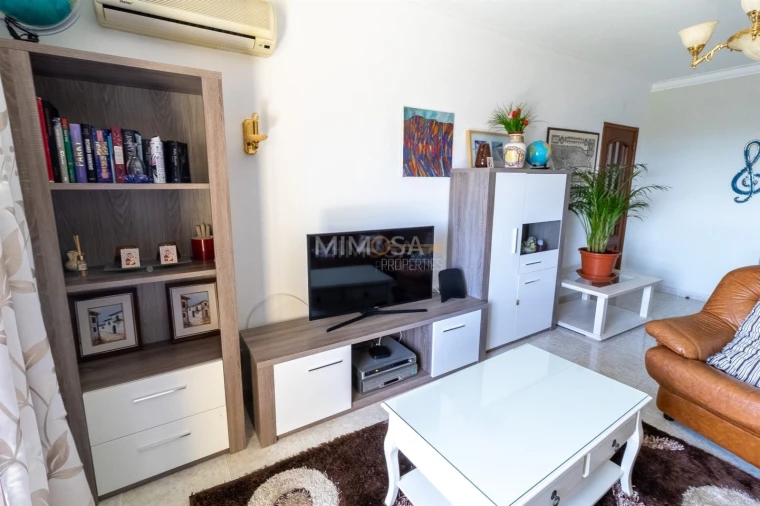 Apartamento T2 para Venda em Alvor Foto 8