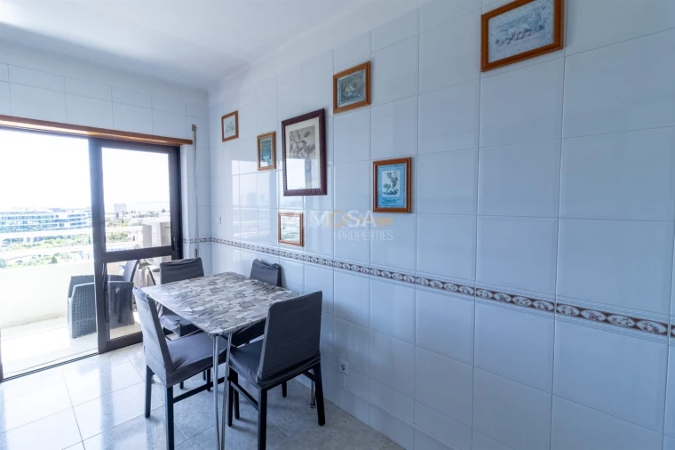 Apartamento T2 para Venda em Alvor Foto 14