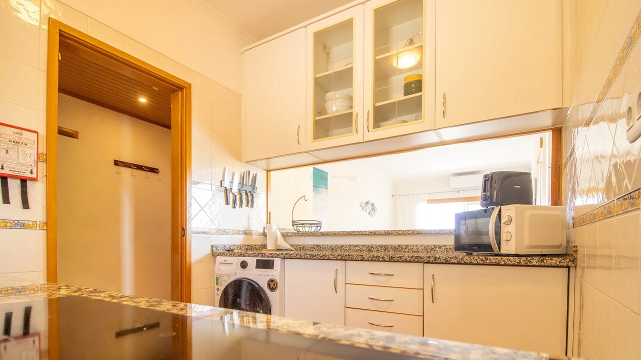 Apartamento T1 para Venda em Lagos (São Sebastião e Santa Maria) Foto 19