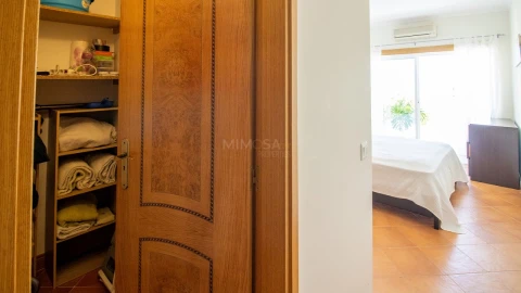 Apartamento T1 para Venda em Lagos (São Sebastião e Santa Maria)