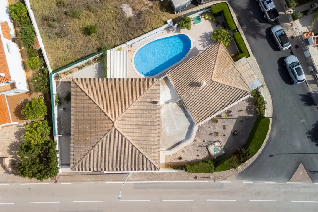 Moradia T4 para Venda em Lagos (São Sebastião e Santa Maria) Foto 39