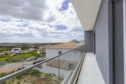 Moradia T4 para Venda em Mexilhoeira Grande