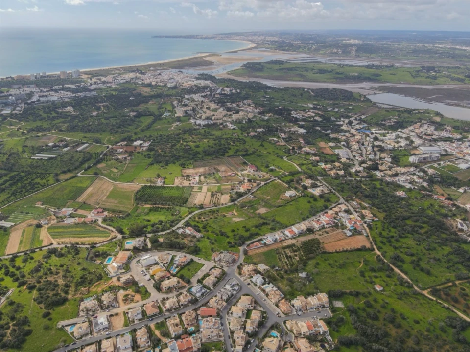 Terreno para Venda em Alvor Foto 4