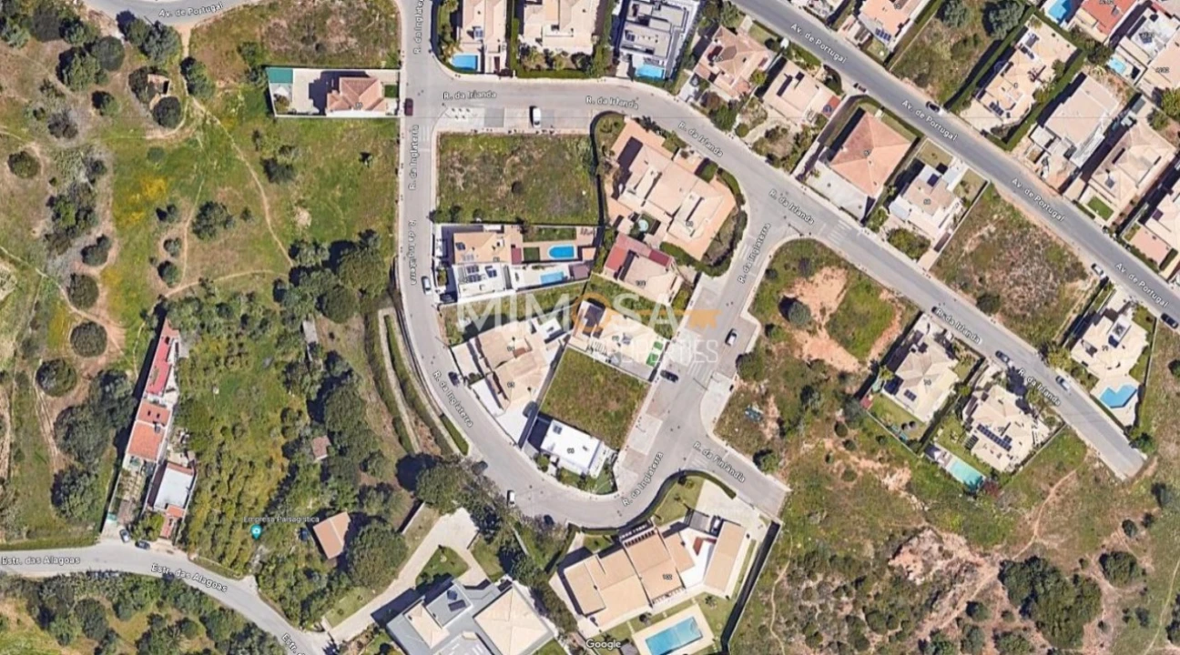 Terreno para Venda em Alvor Foto 15