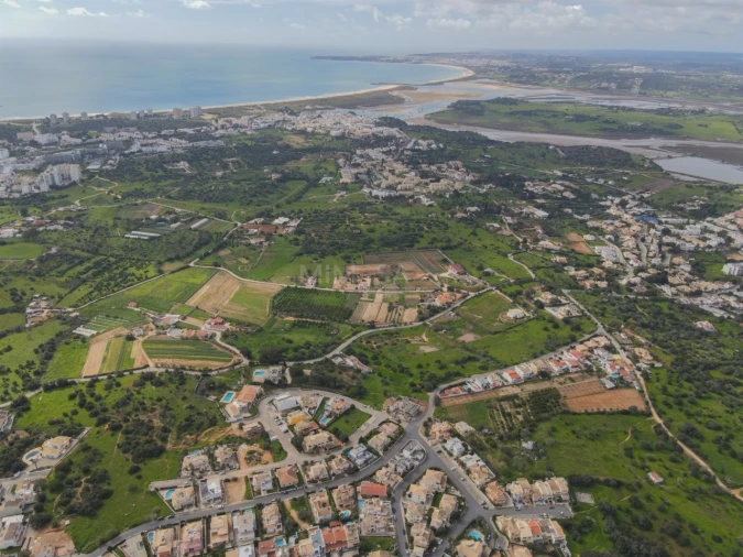 Terreno para Venda em Alvor Foto 3