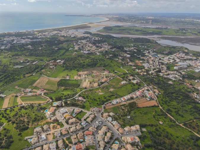 Terreno para Venda em Alvor Foto 4