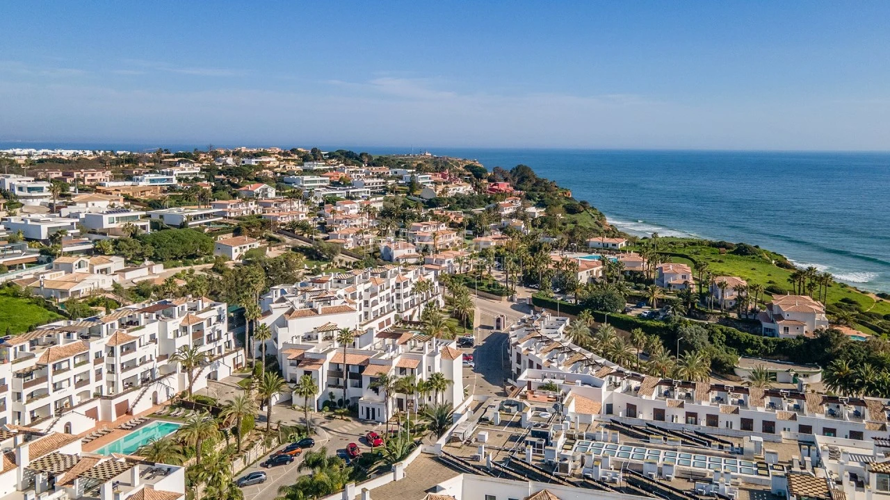 Apartamento para Venda em Lagos (São Sebastião e Santa Maria) Foto 17