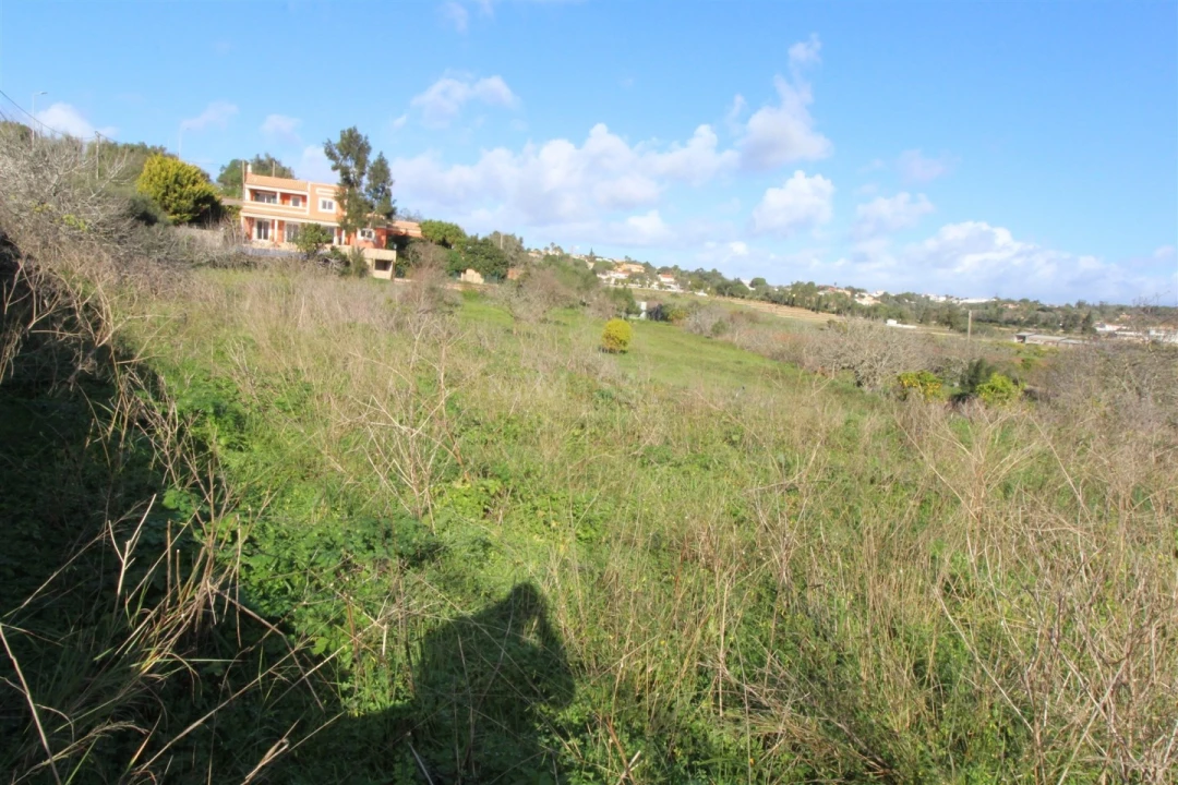Terreno para Venda em Lagos (São Sebastião e Santa Maria) Foto 1