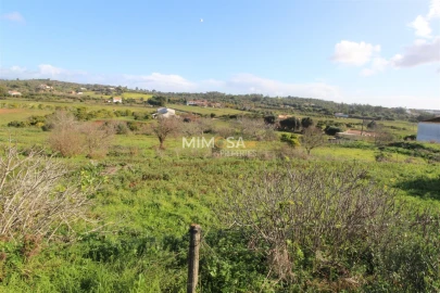 Terreno para Venda em Lagos (São Sebastião e Santa Maria)