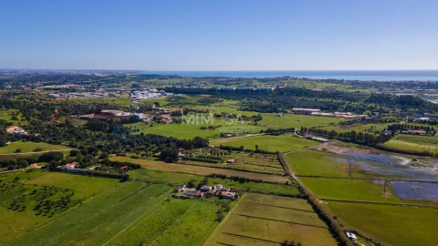 Terreno para Venda em Lagos (São Sebastião e Santa Maria)