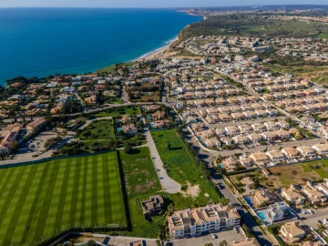 Terreno para Venda em Lagos (São Sebastião e Santa Maria)