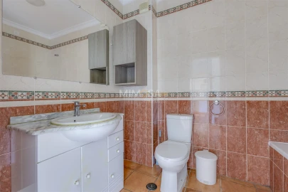 Apartamento T3 para Venda em Lagos (São Sebastião e Santa Maria)