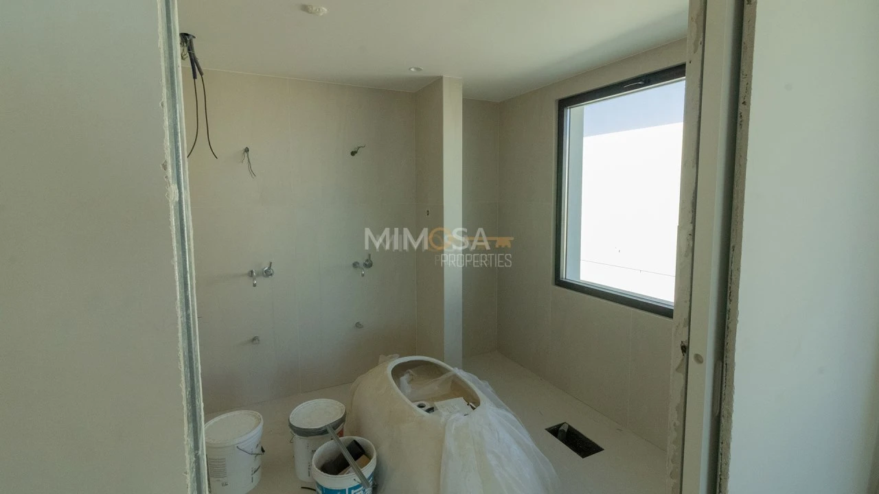Moradia T4 para Venda em Lagos (São Sebastião e Santa Maria) Foto 18