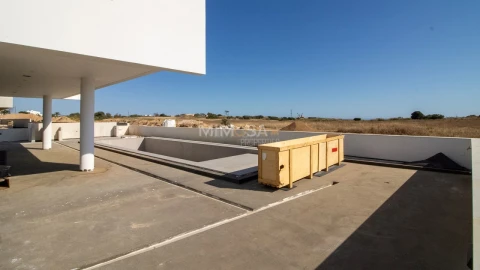 Moradia T4 para Venda em Lagos (São Sebastião e Santa Maria)