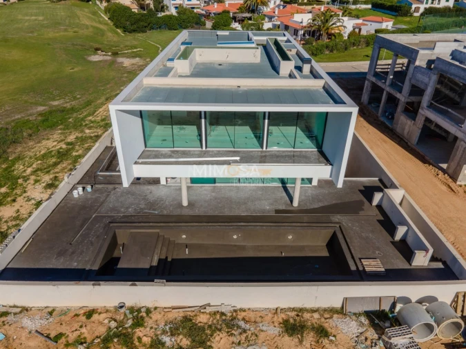 Moradia T4 para Venda em Lagos (São Sebastião e Santa Maria) Foto 4