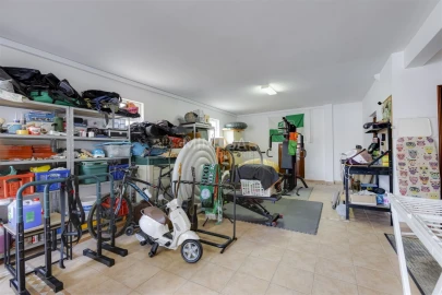 Moradia T3 para Venda em Lagos (São Sebastião e Santa Maria)