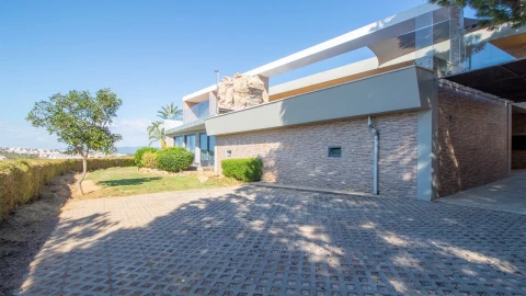 Moradia T6 para Venda em Lagos (São Sebastião e Santa Maria)