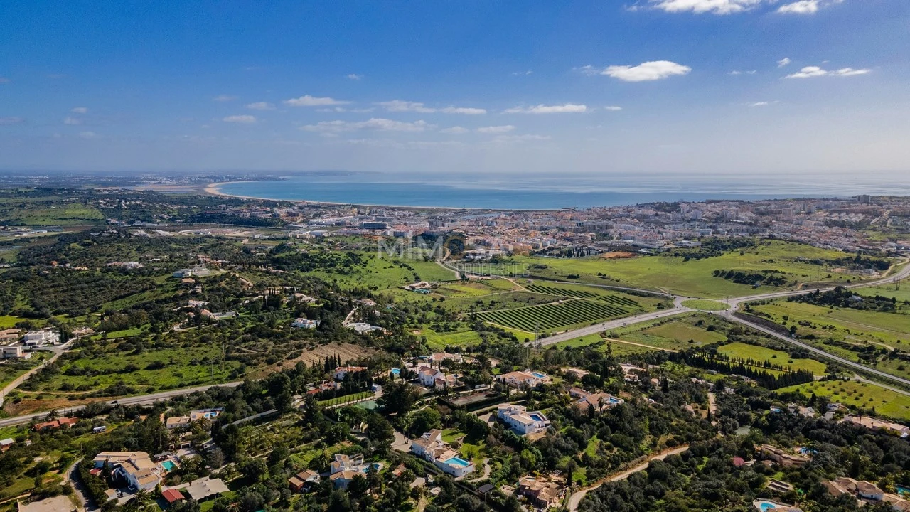 Moradia T4 para Venda em Lagos (São Sebastião e Santa Maria) Foto 23
