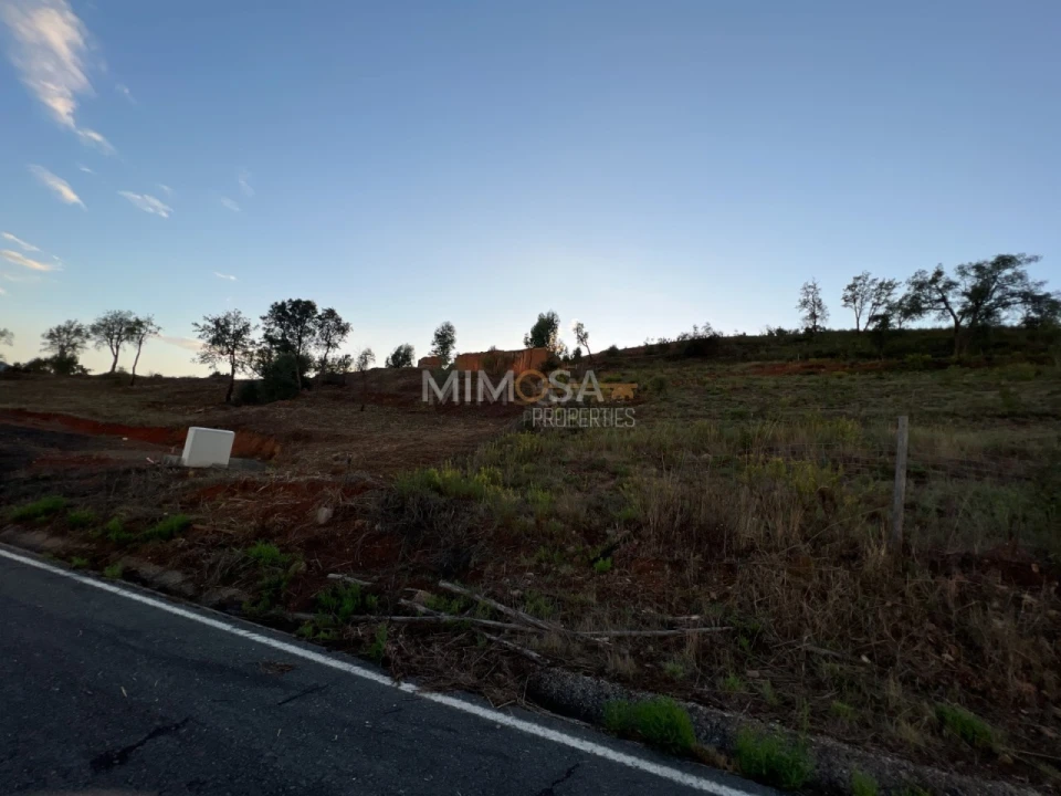 Terreno Misto para Venda em Alferce Foto 3