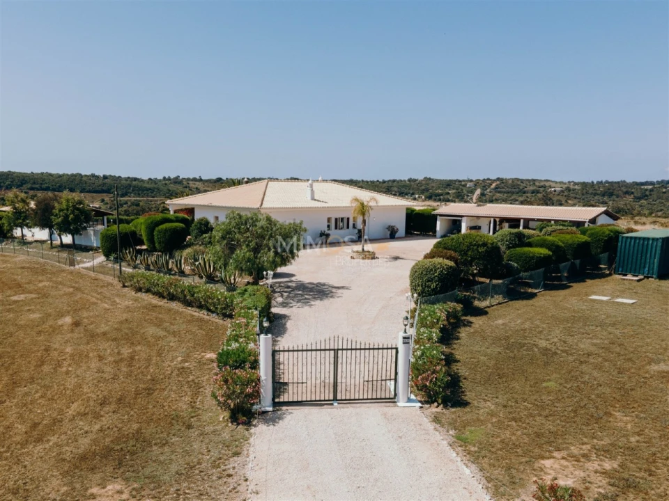 Moradia T4 para Venda em Bensafrim e Barão de São João Foto 47