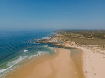 Moradia T7 para Venda em Aljezur