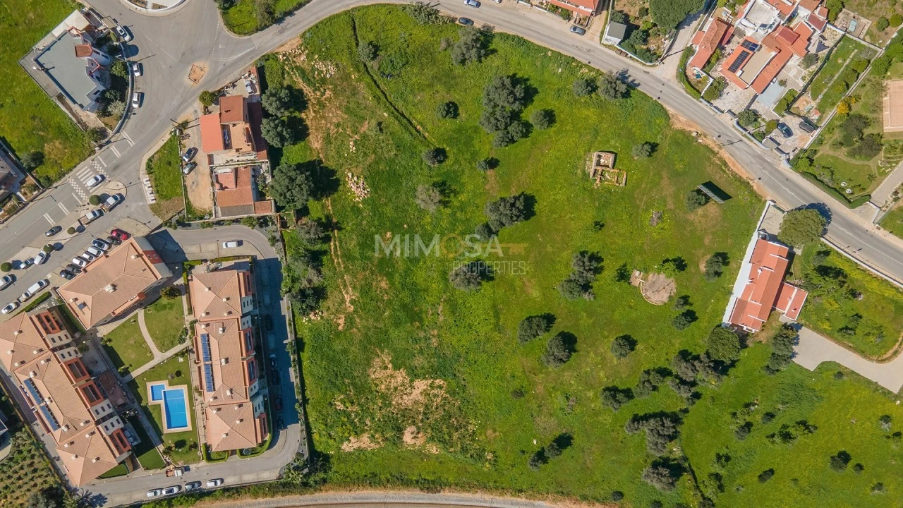 Moradia T4 para Venda em Portimão Foto 3