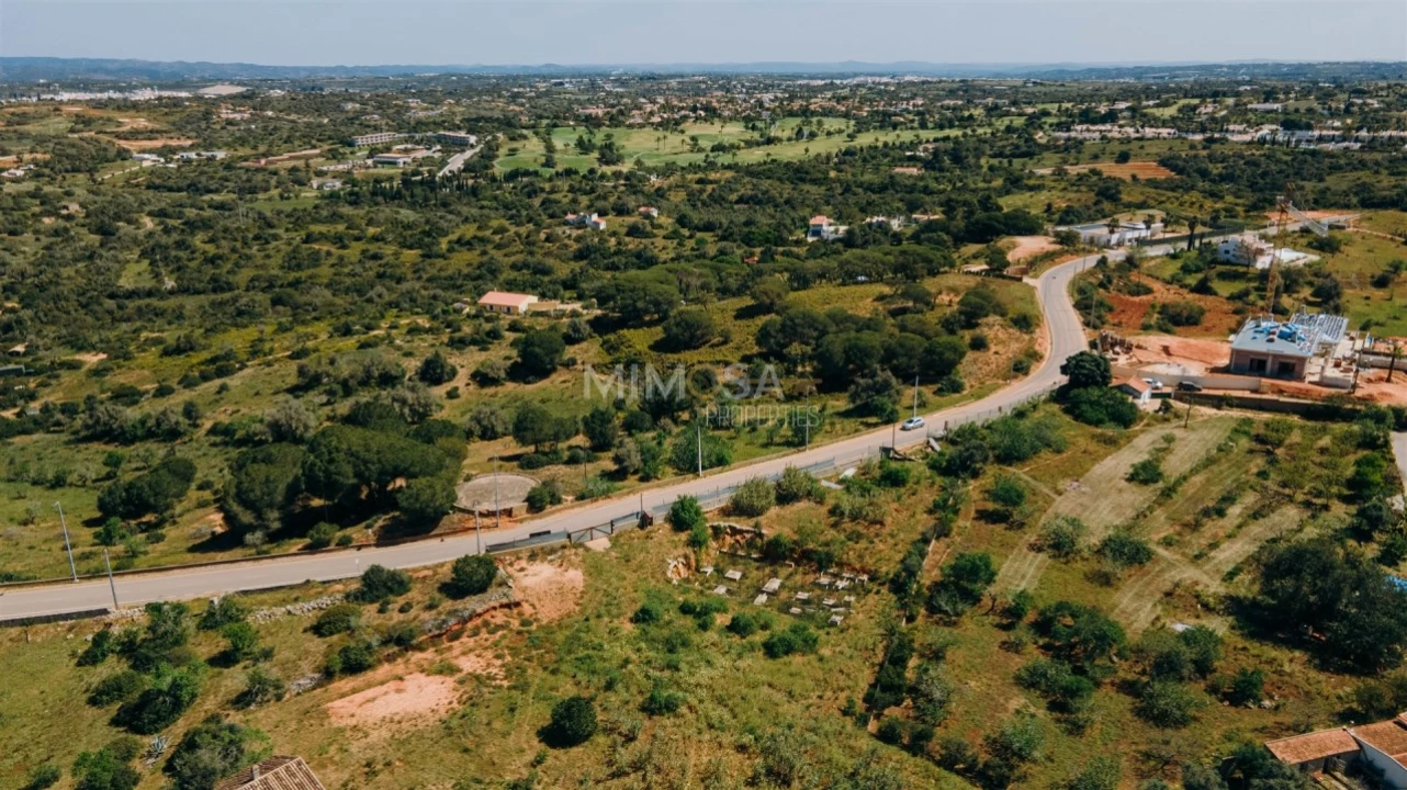 Terreno para Venda em Estômbar e Parchal Foto 10