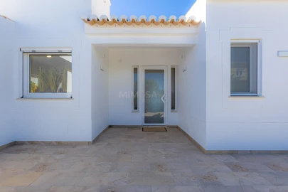 Moradia T3 para Venda em Odiaxere