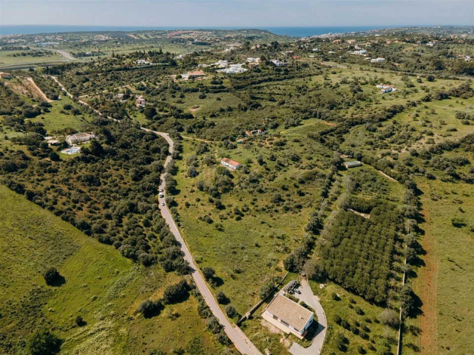 Quinta T4 para Venda em Lagos (São Sebastião e Santa Maria) Foto 1